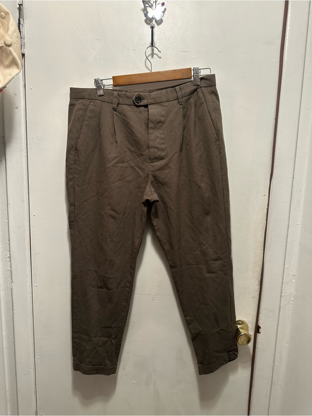AllSaints Thirty Two Men’s Brown Pleated Tapered Cuffed Pants